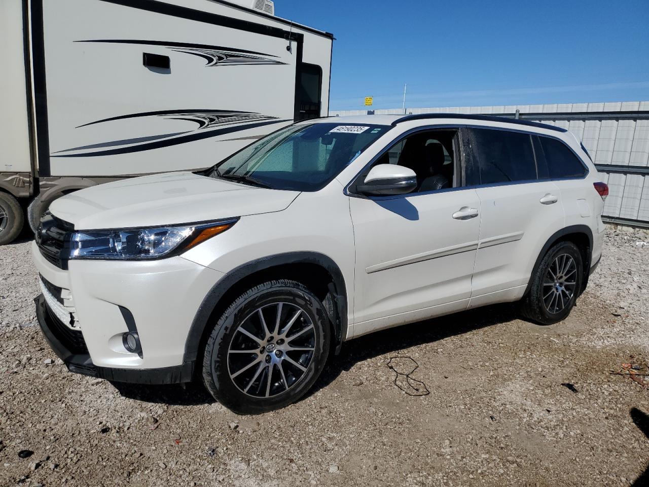 2018 TOYOTA HIGHLANDER