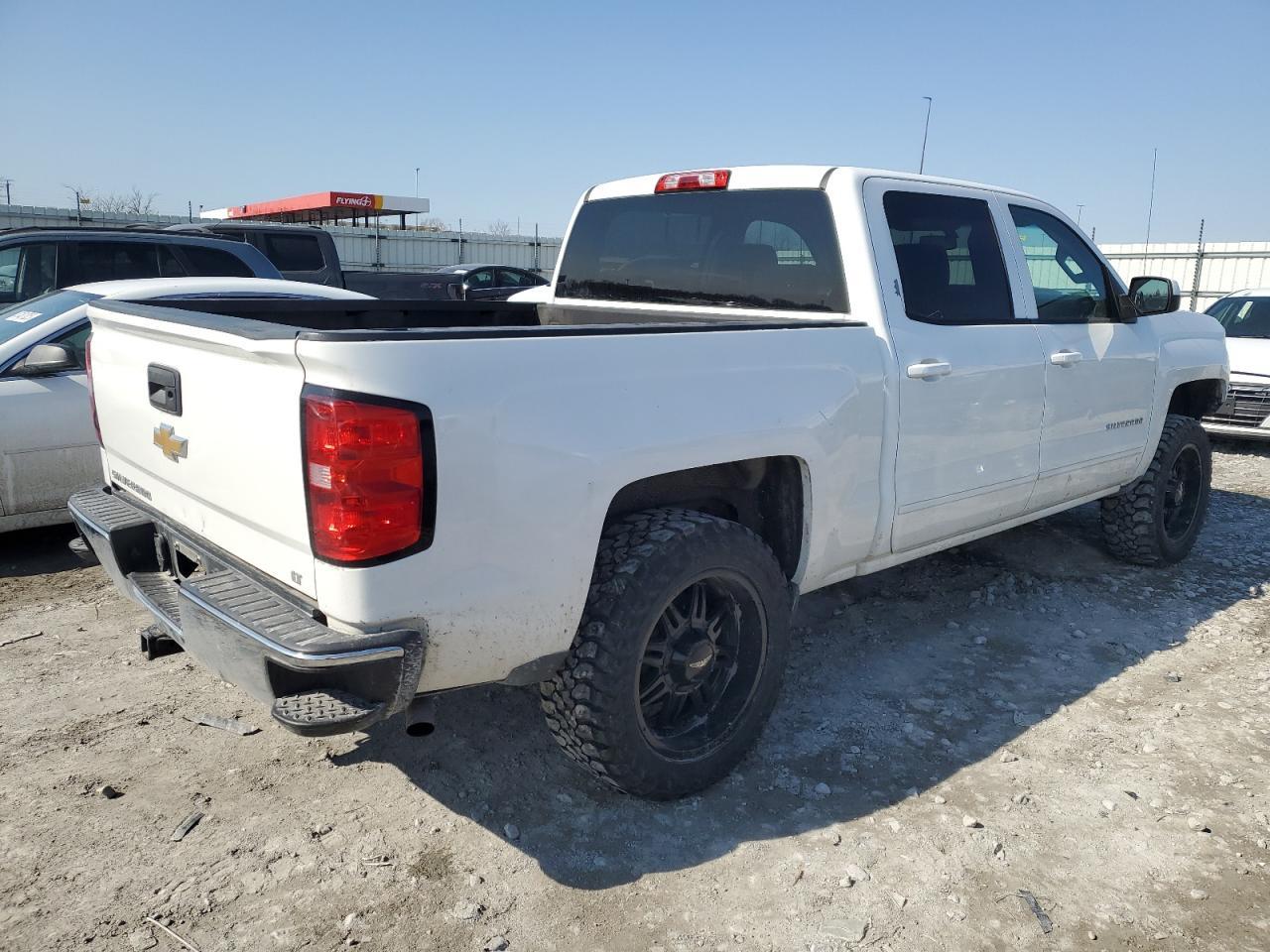 2015 CHEVROLET SILVERADO - Фото 3