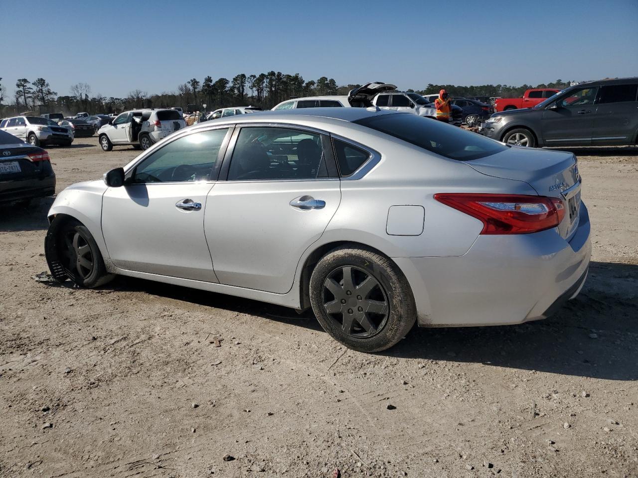 2017 NISSAN ALTIMA 2.5 - Фото 2