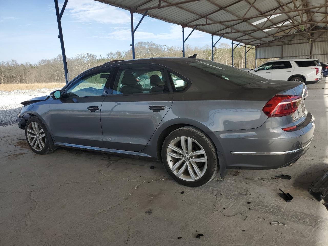 2019 VOLKSWAGEN PASSAT WOL - Фото 2