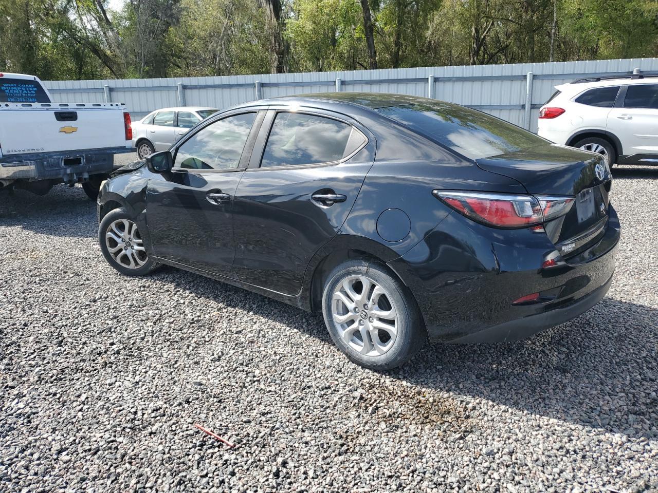 2017 TOYOTA YARIS IA - Фото 2