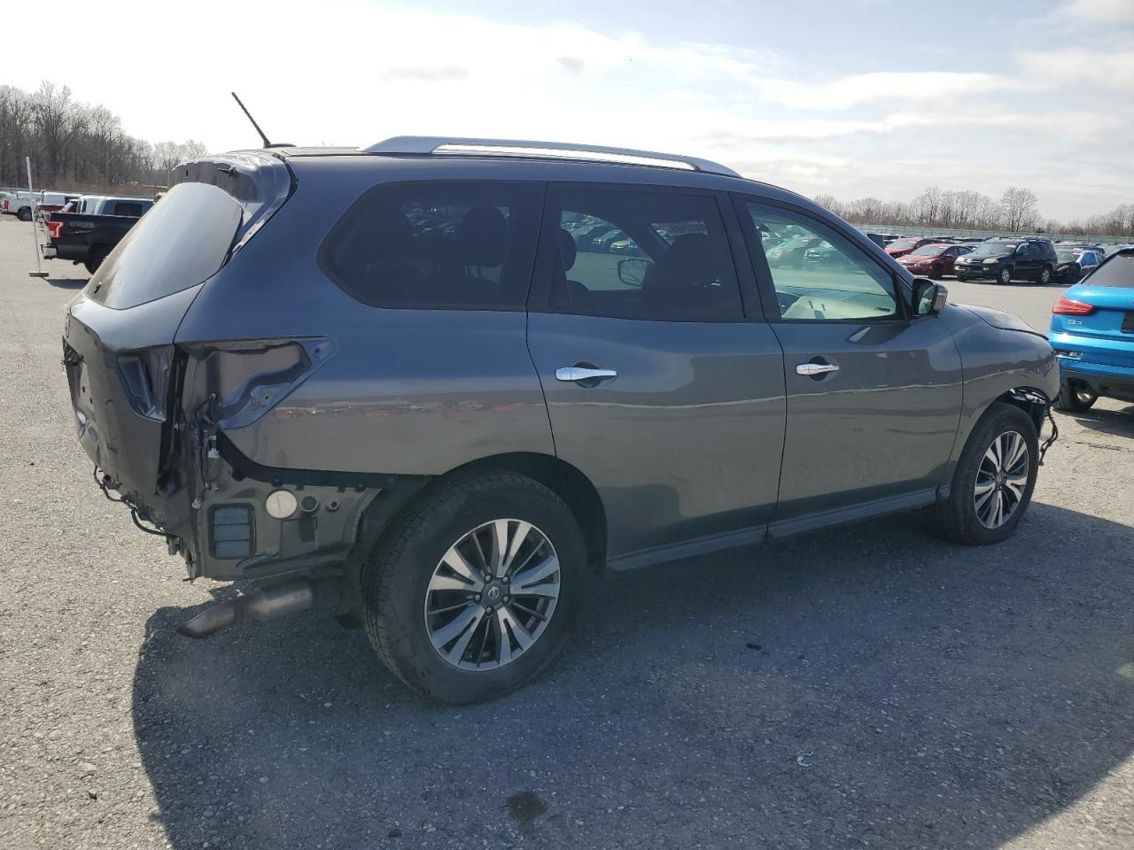 2017 NISSAN PATHFINDER - Image 3