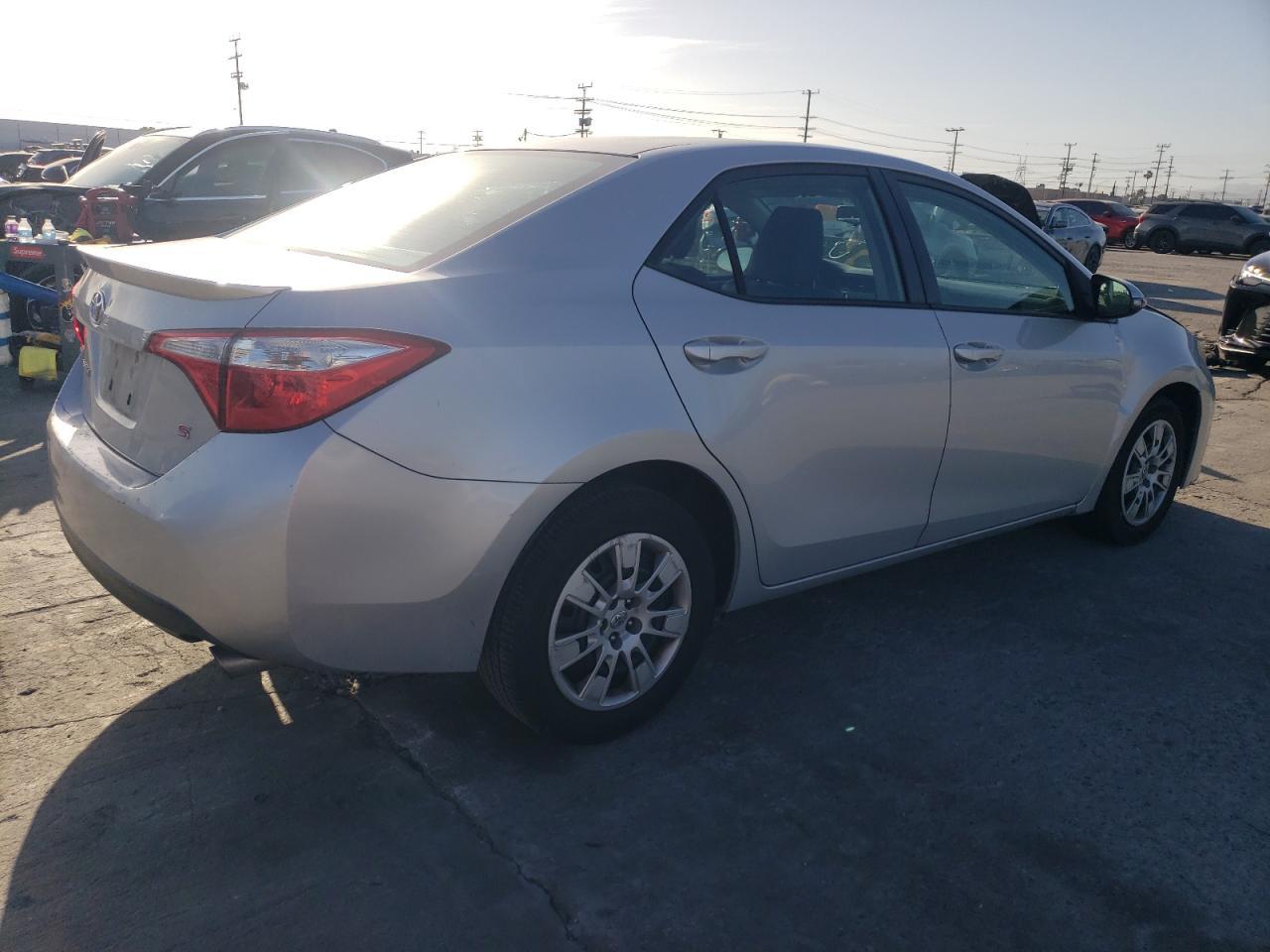 2015 TOYOTA COROLLA L - Image 3