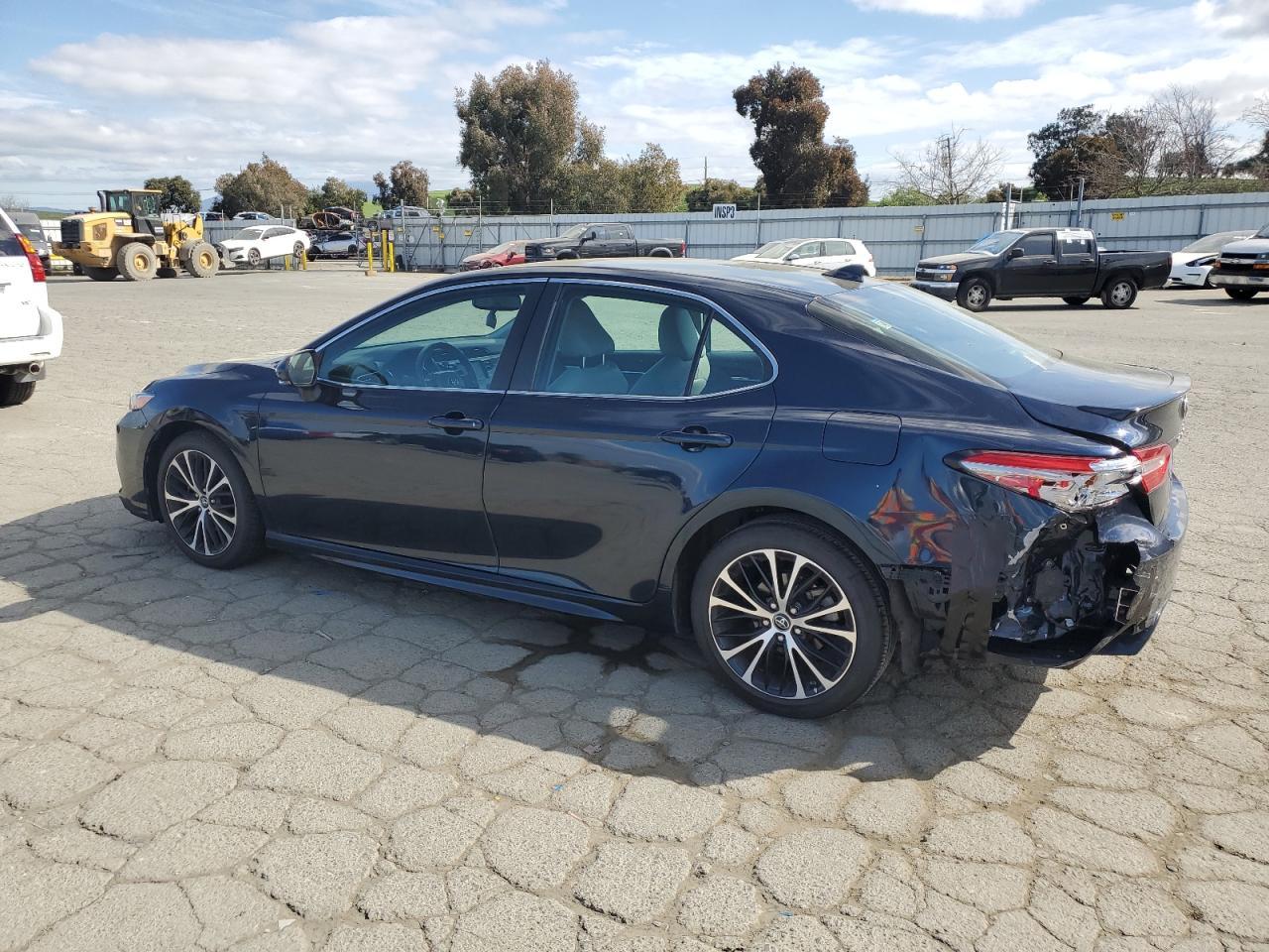 2019 TOYOTA CAMRY L - Image 2
