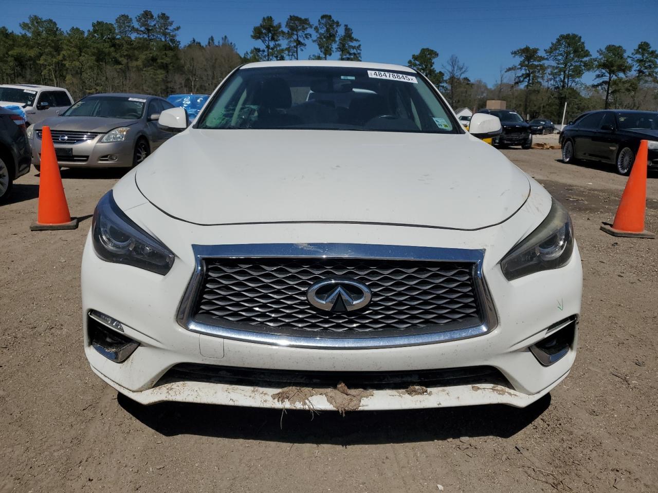2018 INFINITI Q50 LUXE - Image 5