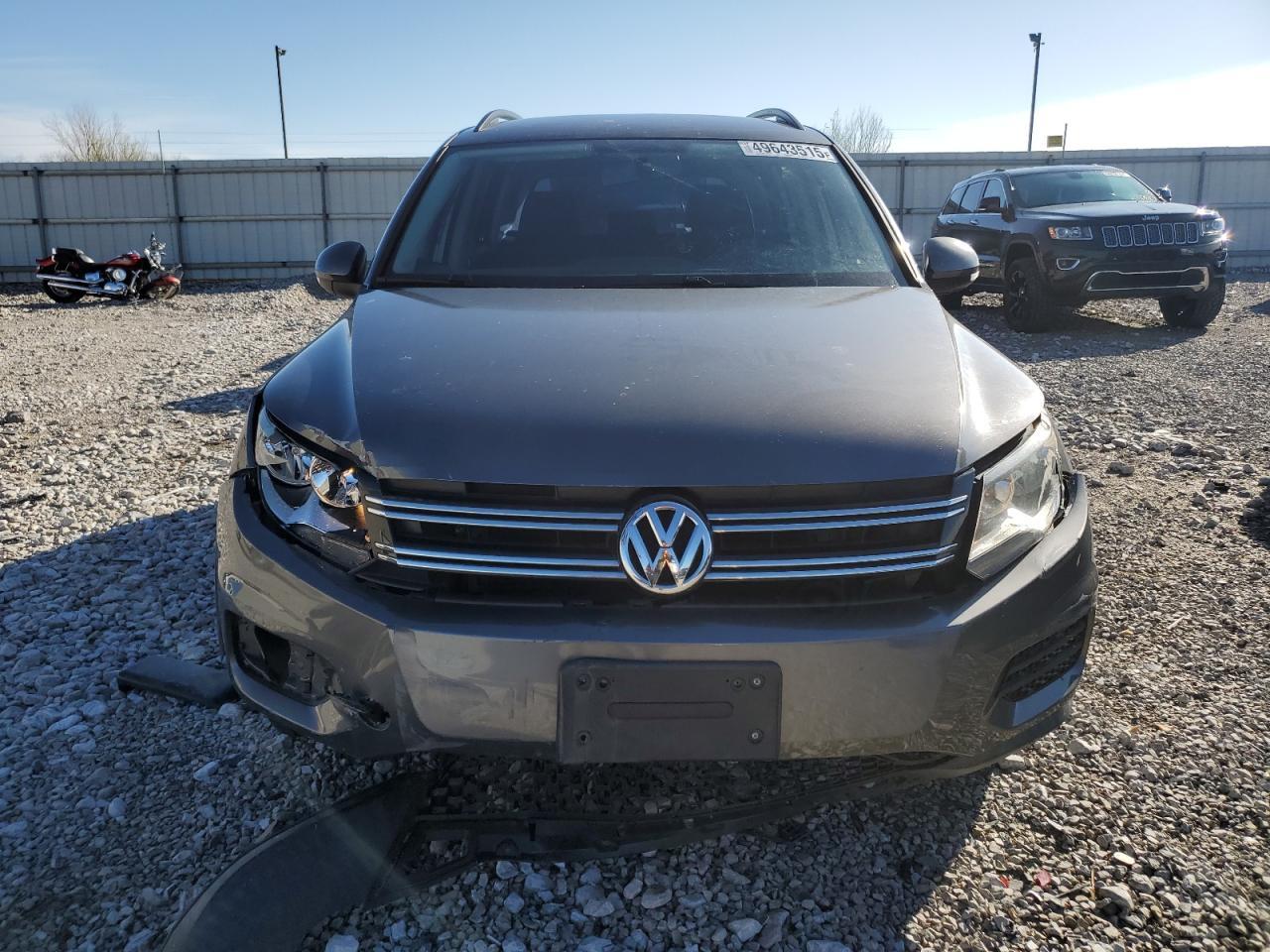 2015 VOLKSWAGEN TIGUAN S - Фото 5