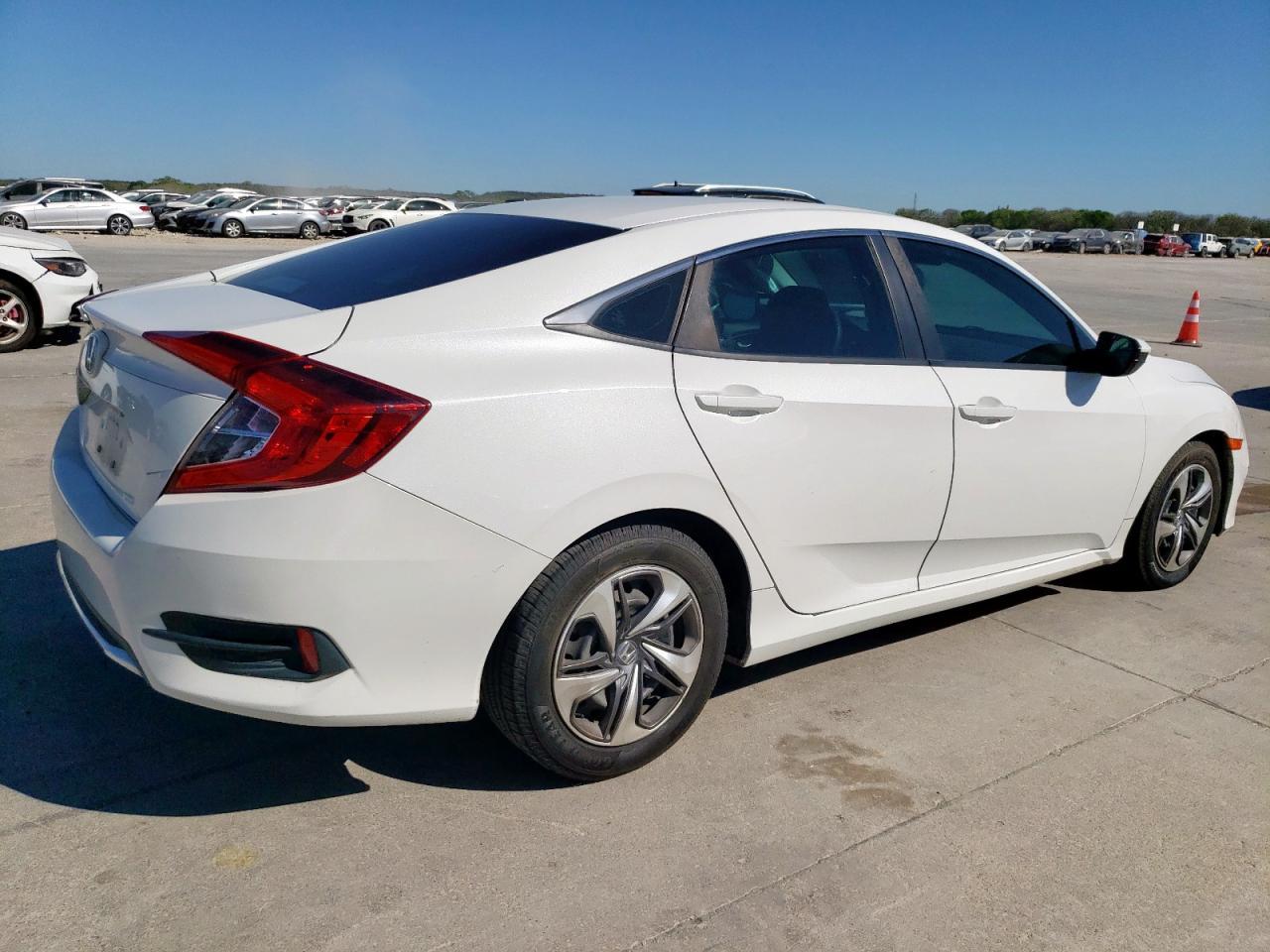 2019 HONDA CIVIC LX - Image 3