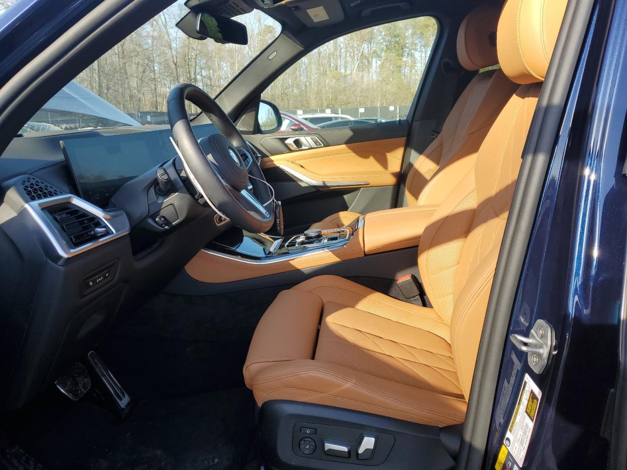 2025 BMW X5 XDRIVE5 - Image 7