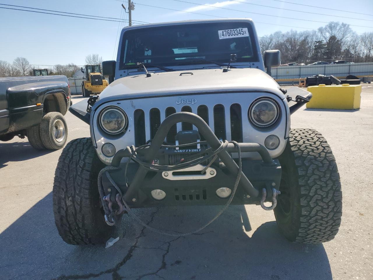 2015 JEEP WRANGLER U - Image 5