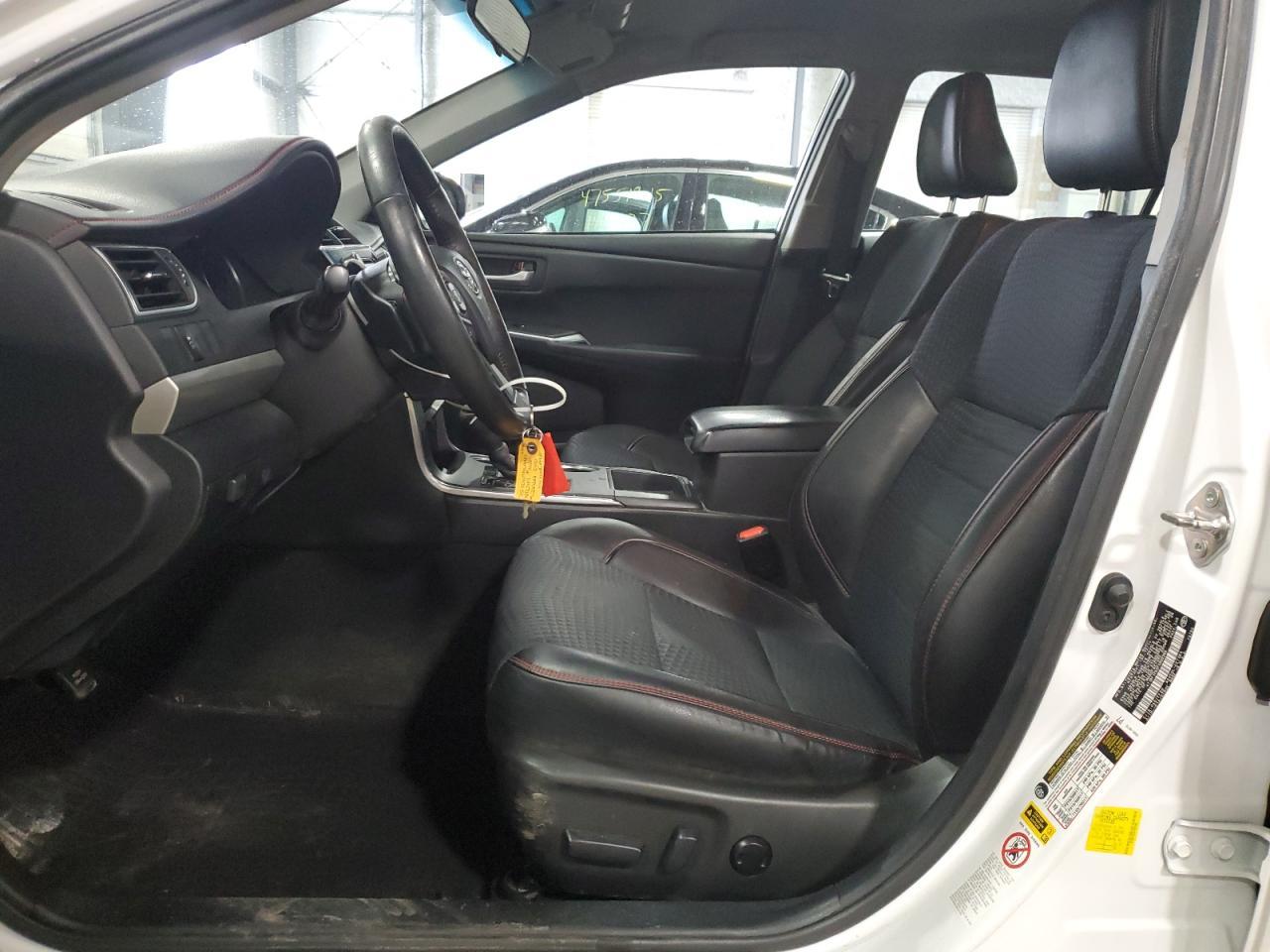 2015 TOYOTA CAMRY LE - Фото 7