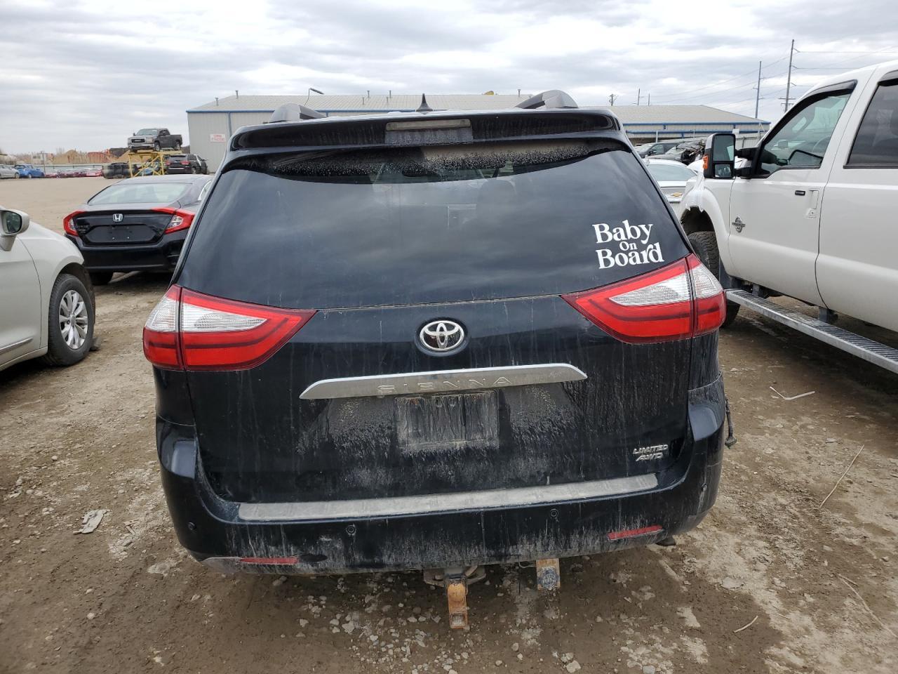 2015 TOYOTA SIENNA XLE - Фото 6