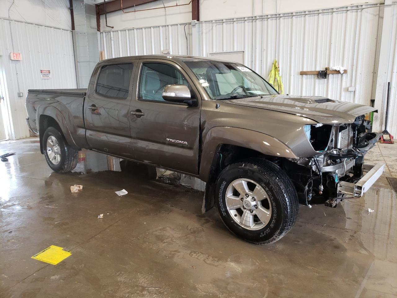 2014 TOYOTA TACOMA DOU - Image 4
