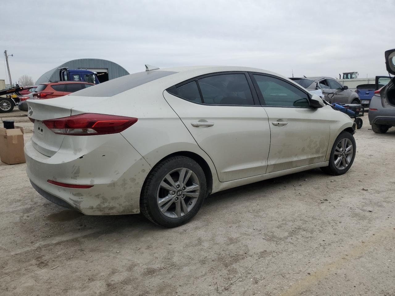 2017 HYUNDAI ELANTRA SE - Фото 3