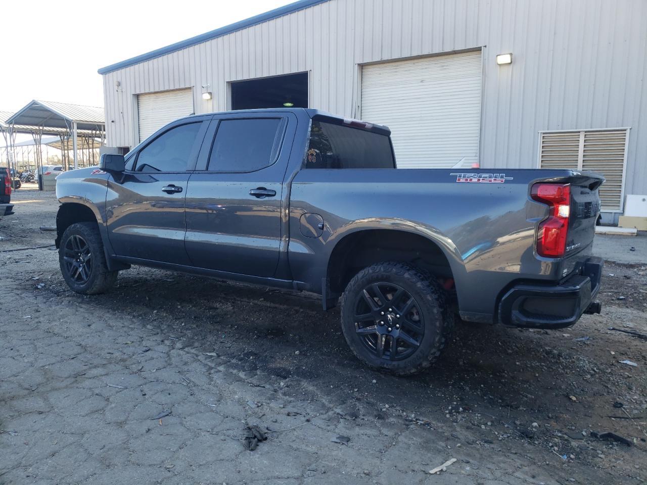 2021 CHEVROLET SILVERADO - Image 2