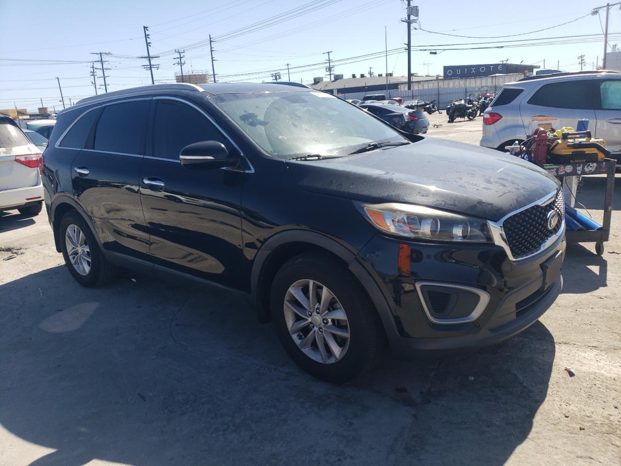 2016 KIA SORENTO LX - Image 4