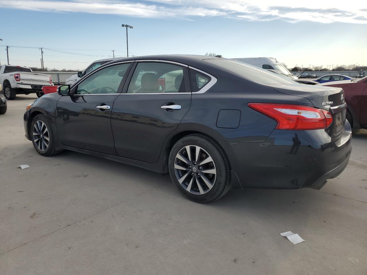 2017 NISSAN ALTIMA 2.5 - Фото 2