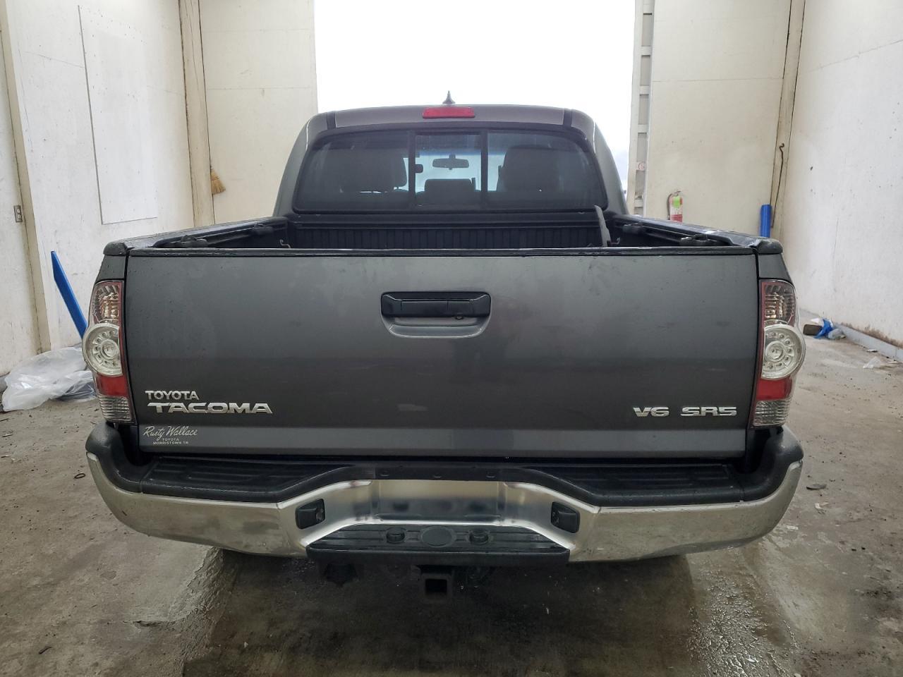 2014 TOYOTA TACOMA DOU - Фото 6