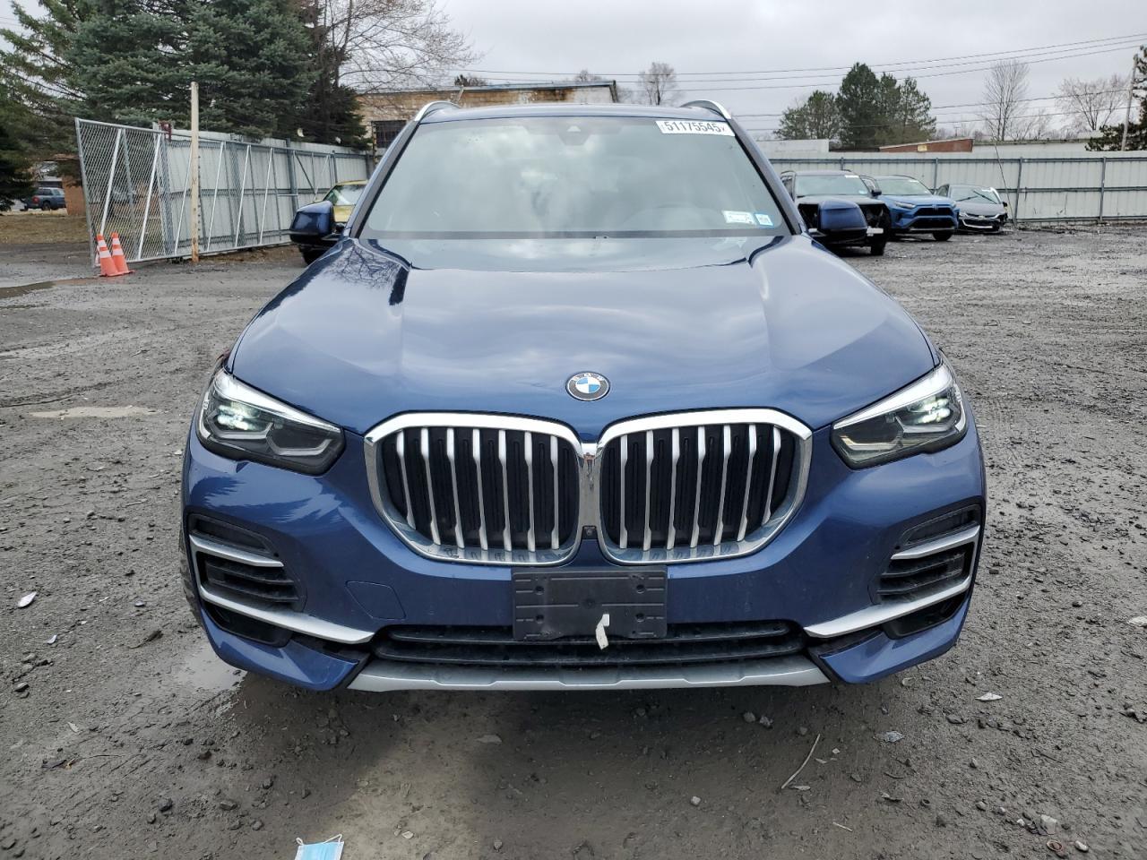 2023 BMW X5 XDRIVE4 - Image 5