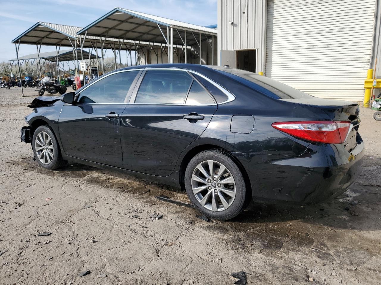 2015 TOYOTA CAMRY LE - Фото 2