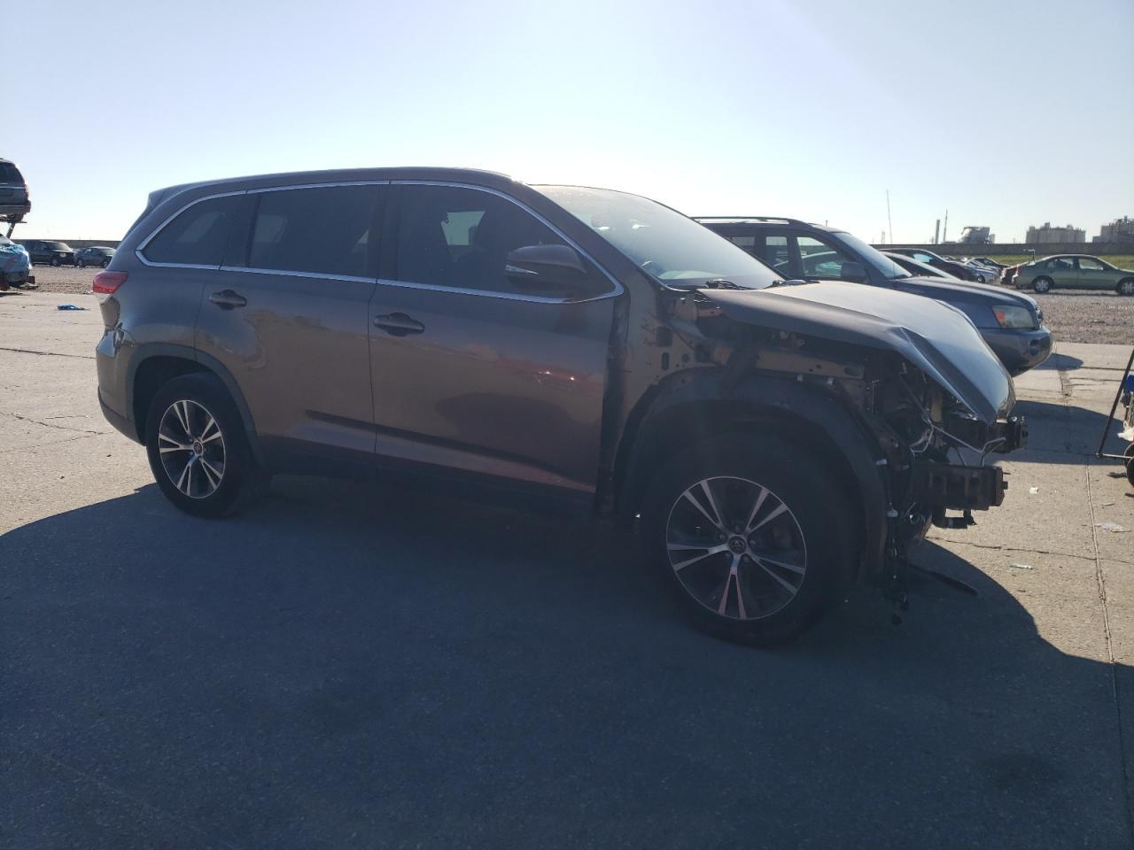2019 TOYOTA HIGHLANDER - Фото 4