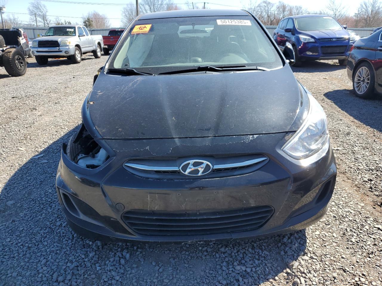 2017 HYUNDAI ACCENT SE - Image 5