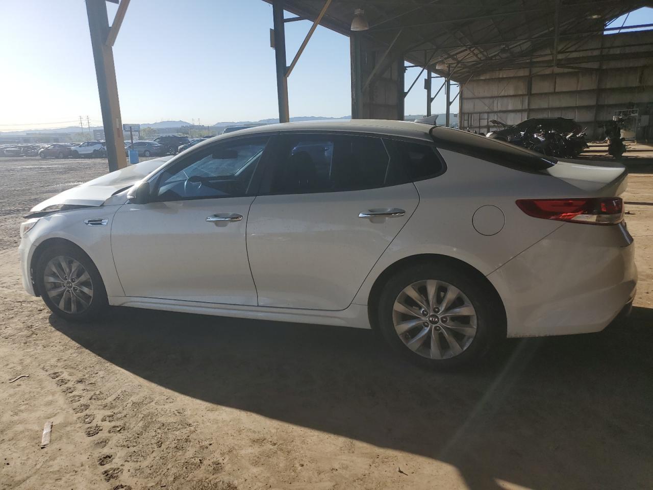 2016 KIA OPTIMA LX - Фото 2