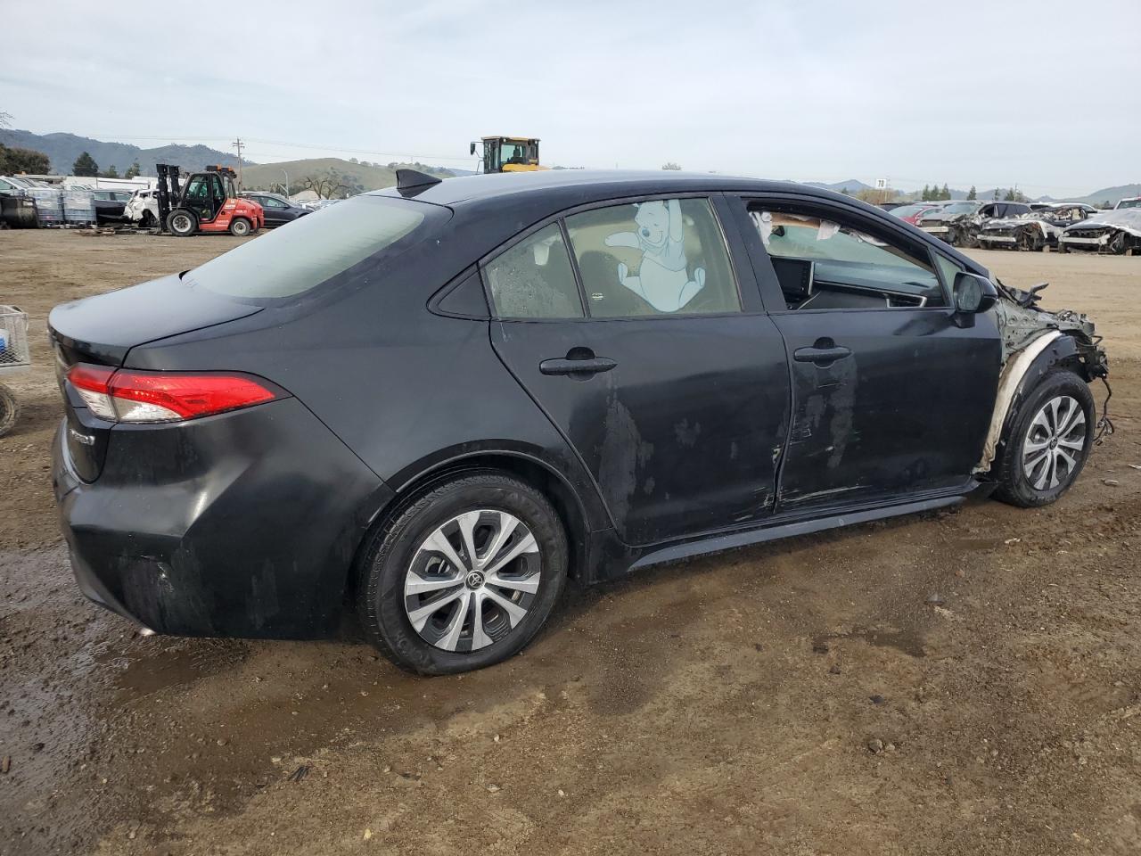 2021 TOYOTA COROLLA LE - Фото 3