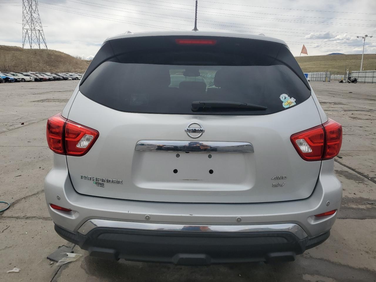 2017 NISSAN PATHFINDER - Image 6