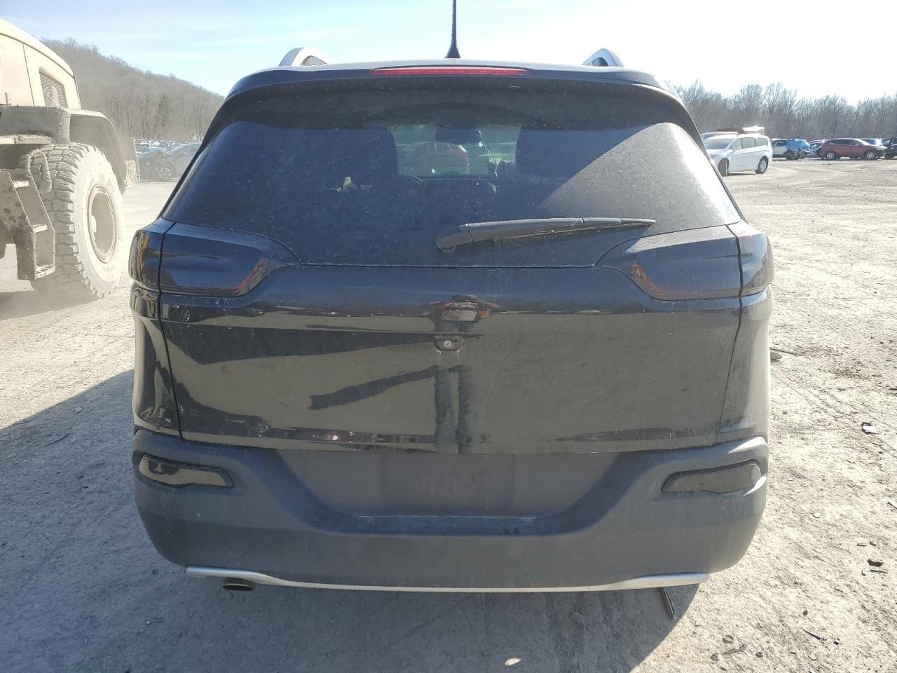2017 JEEP CHEROKEE L - Image 6