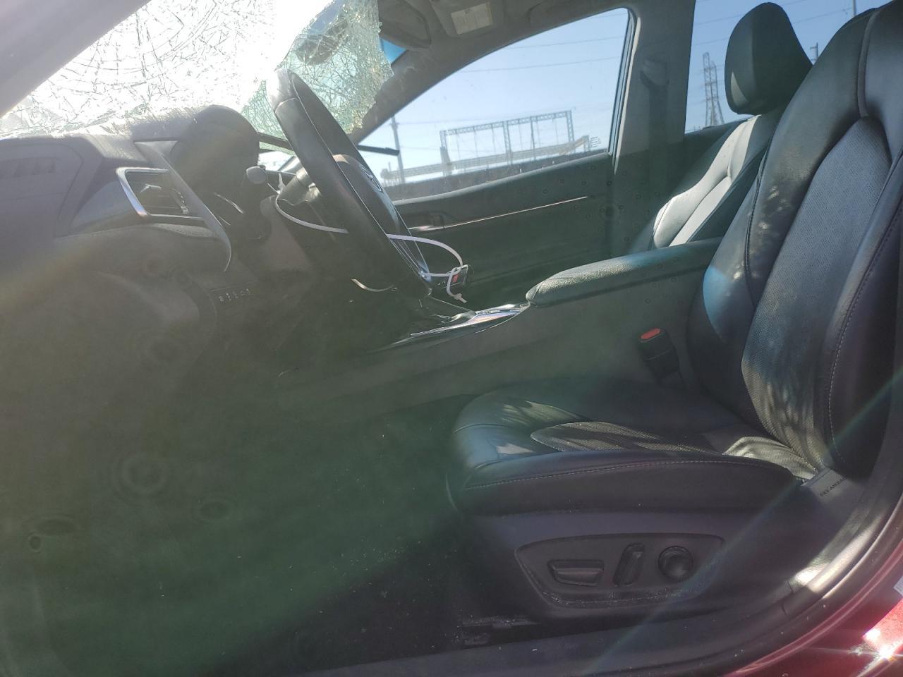 2018 TOYOTA CAMRY XSE - Image 7