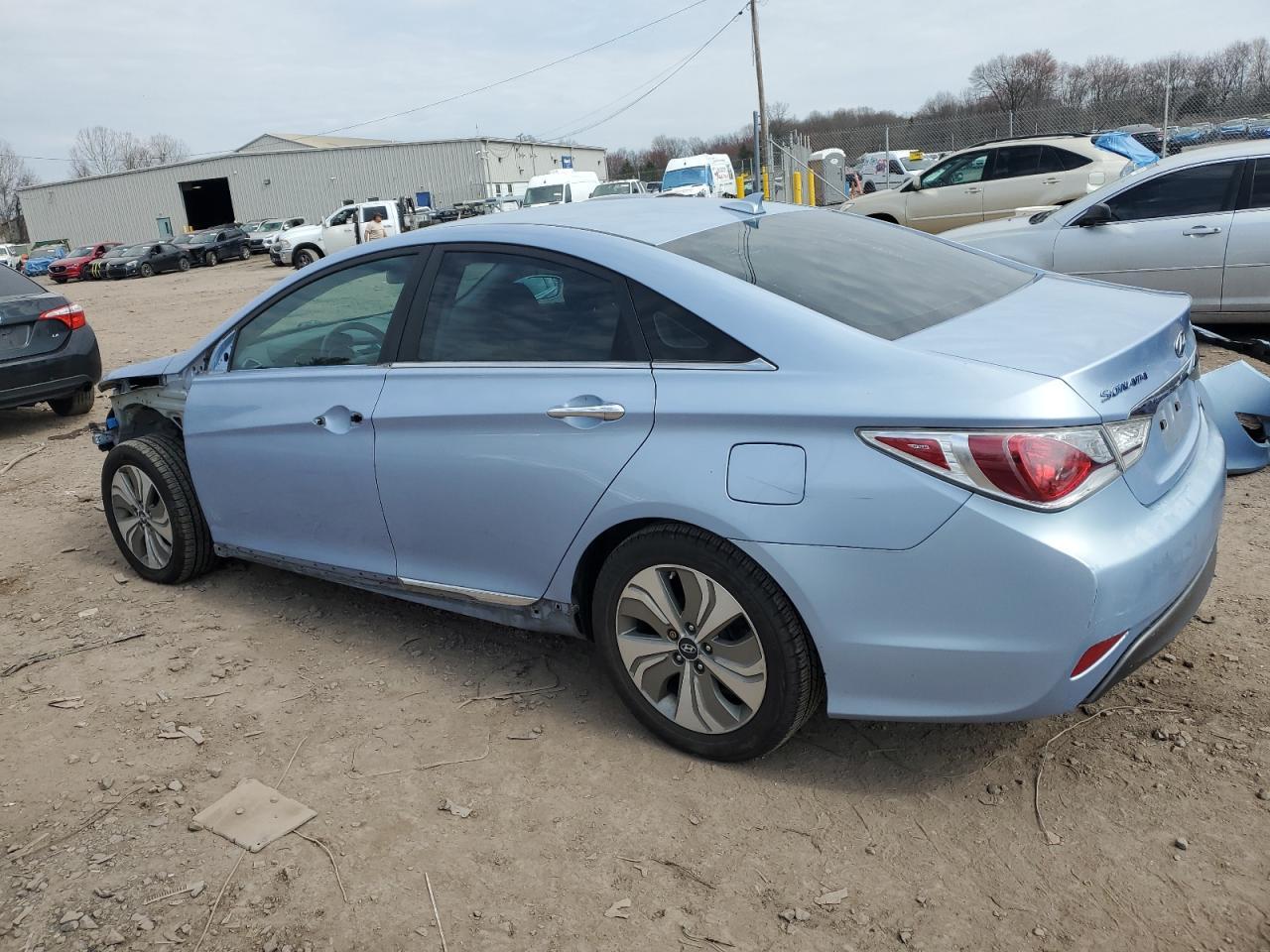 2013 HYUNDAI SONATA HYB - Image 2