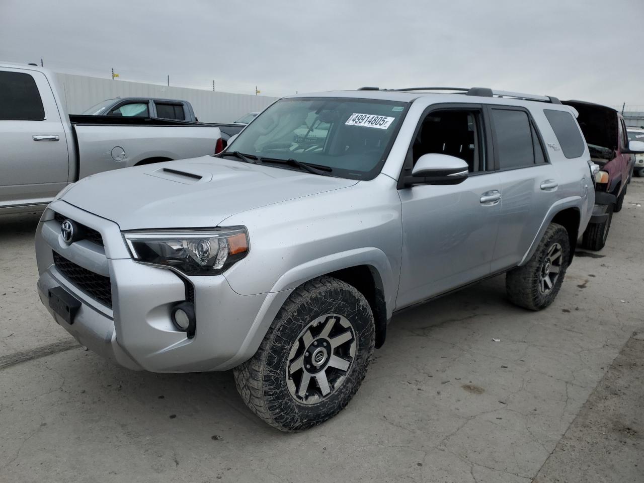 2017 TOYOTA 4RUNNER SR