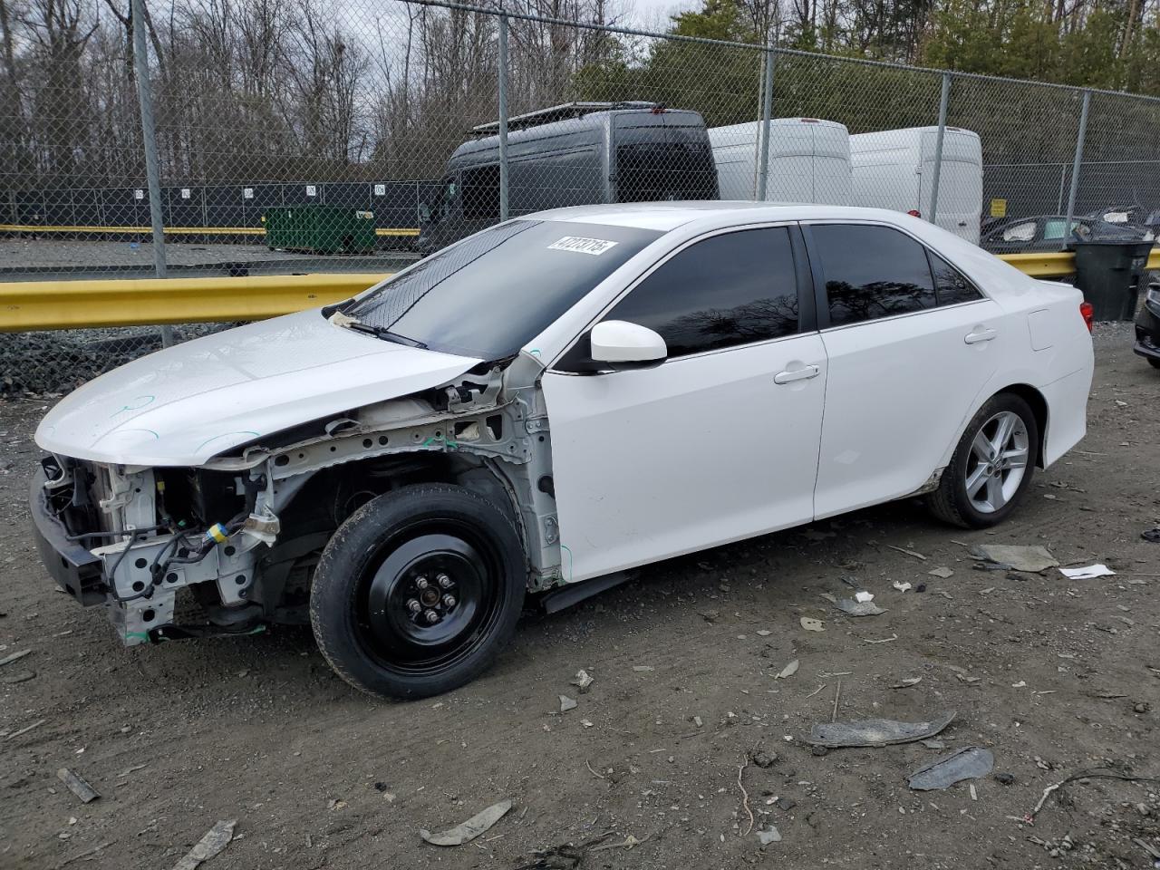 2013 TOYOTA CAMRY L