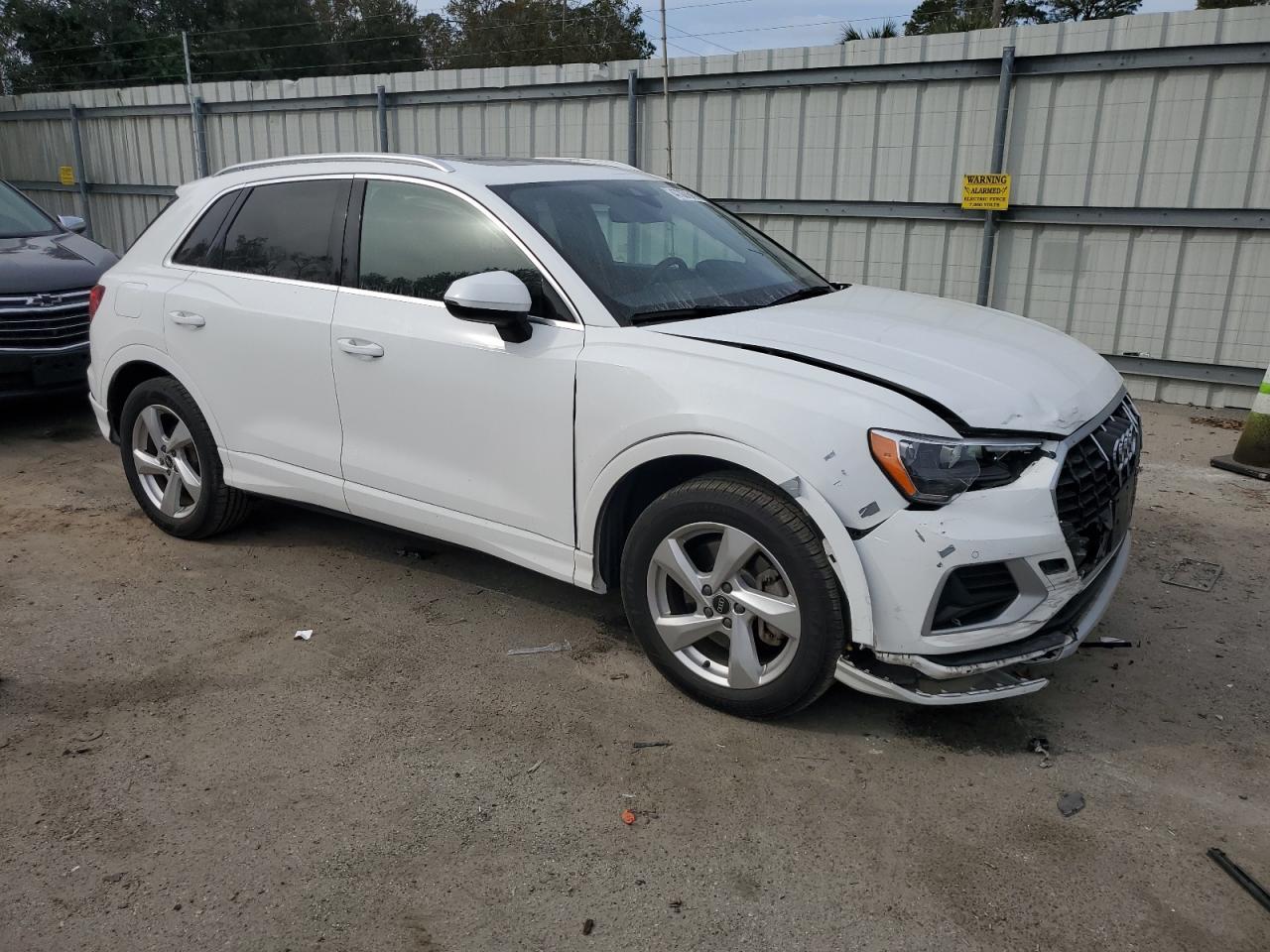 2021 AUDI Q3 PREMIUM - Image 4