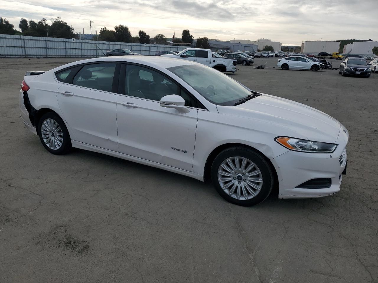 2013 FORD FUSION SE - Фото 4