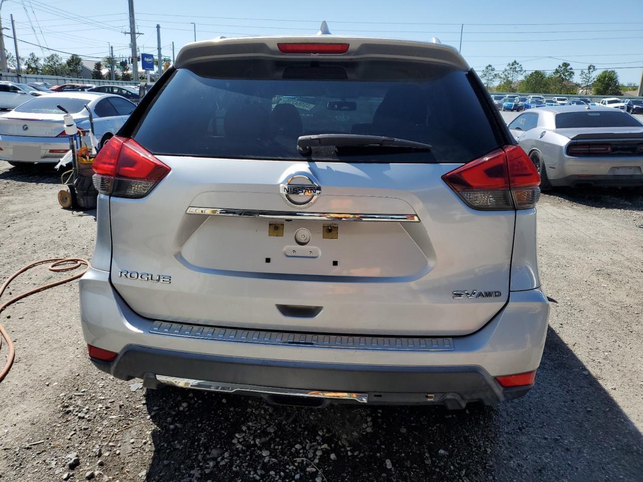 2017 NISSAN ROGUE S - Фото 6