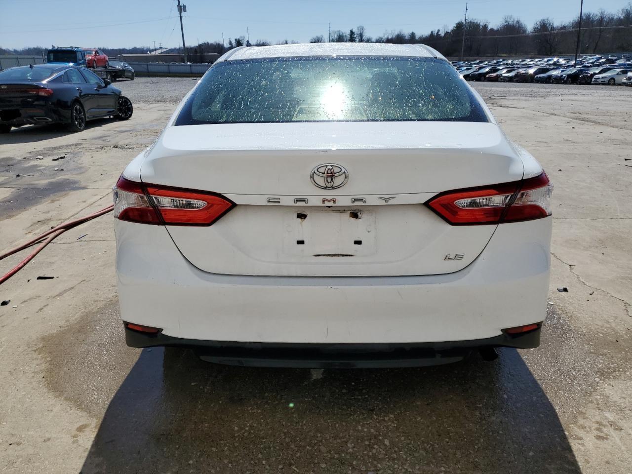 2018 TOYOTA CAMRY L - Image 6