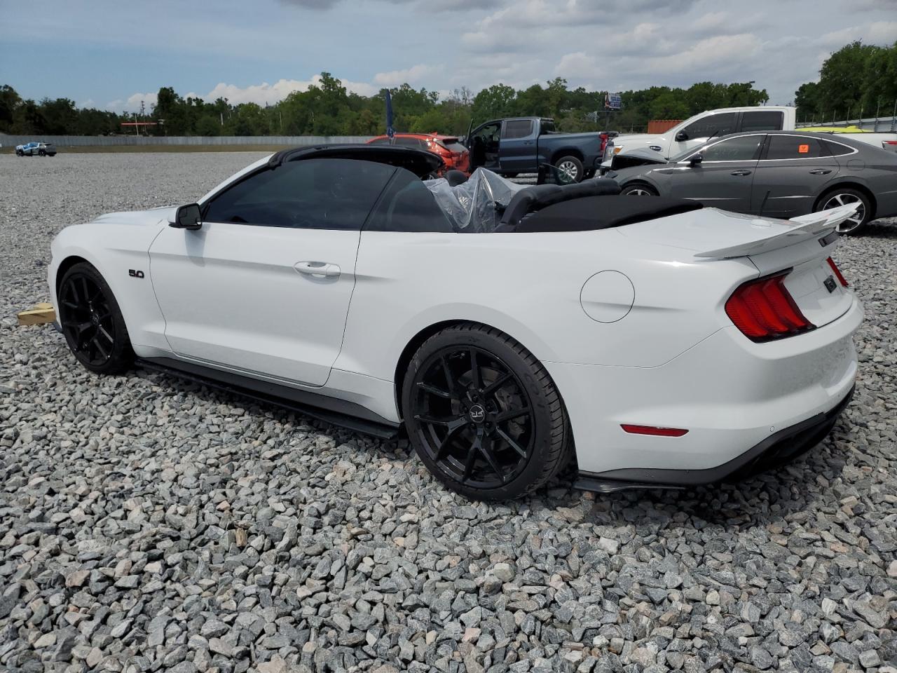 2018 FORD MUSTANG GT - Image 2