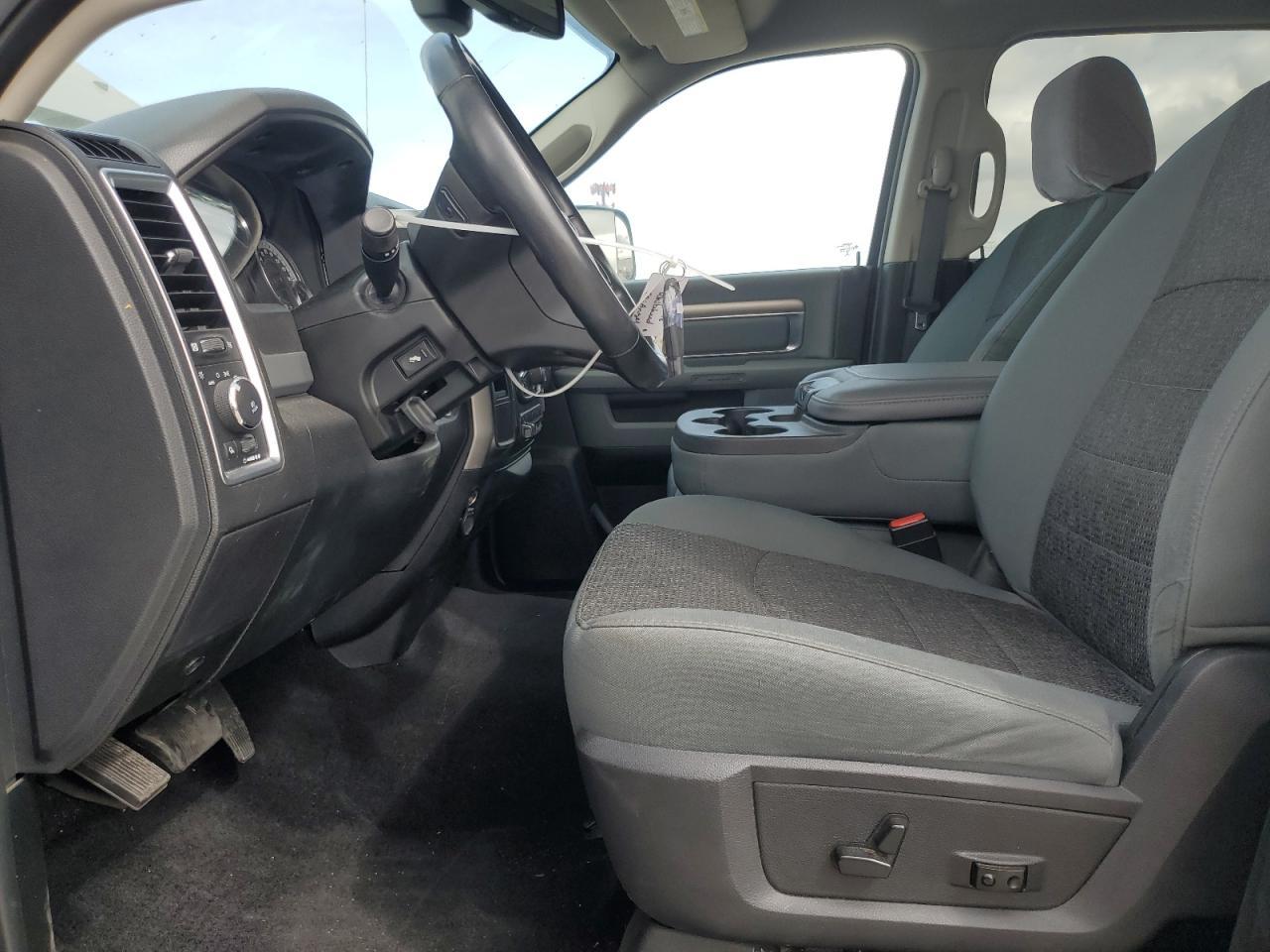2017 RAM 2500 SLT - Image 7