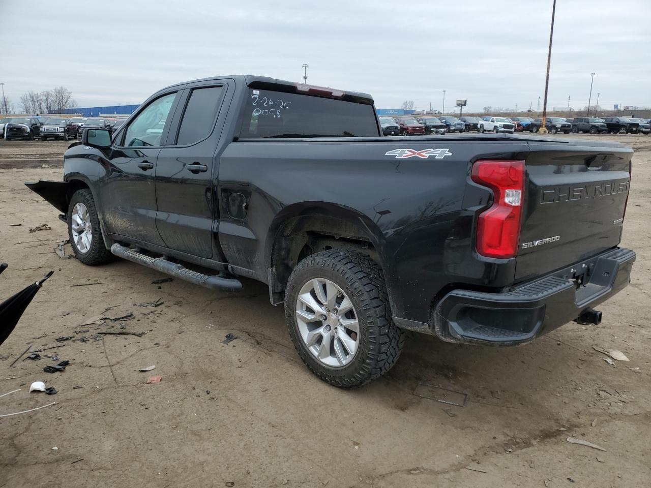 2019 CHEVROLET SILVERADO - Фото 2
