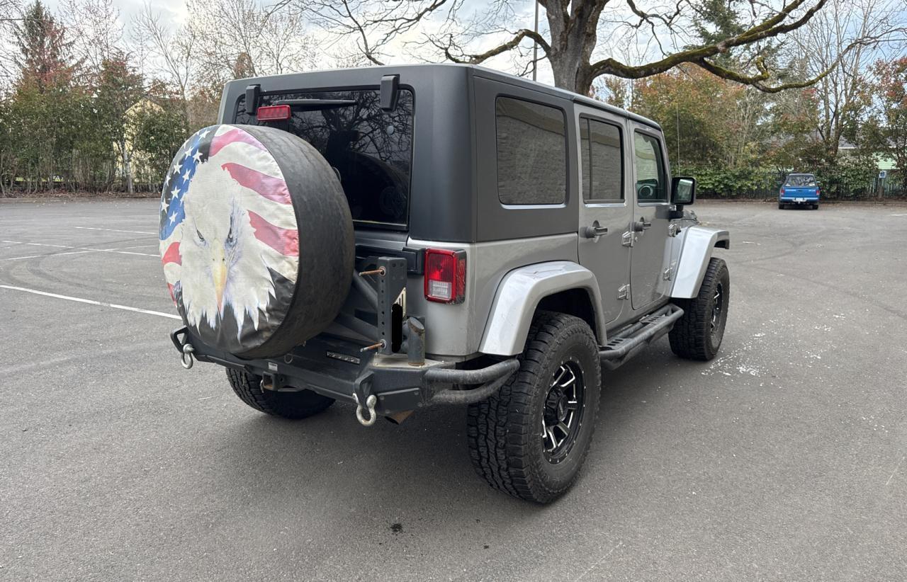 2015 JEEP WRANGLER U - Image 4