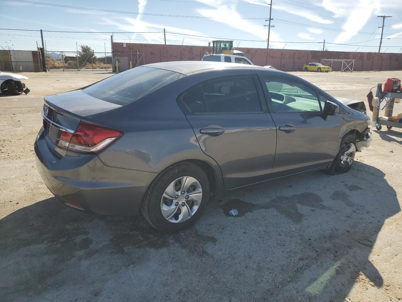 2015 HONDA CIVIC LX - Фото 3