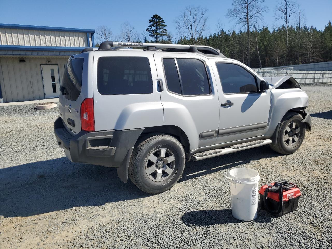2011 NISSAN XTERRA OFF - Image 3