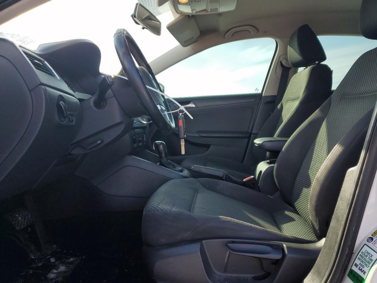 2013 VOLKSWAGEN JETTA BASE - Image 7