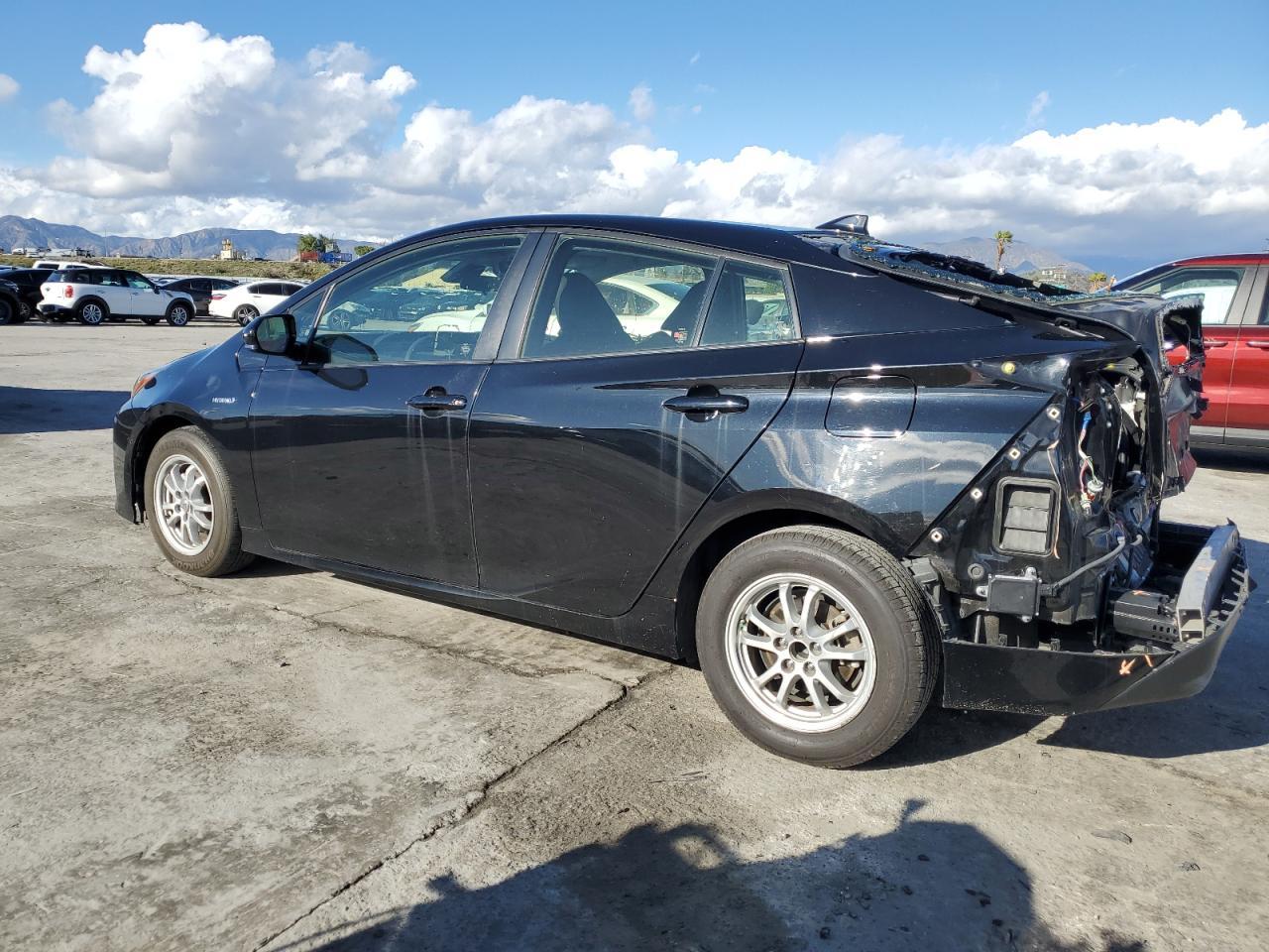 2018 TOYOTA PRIUS - Image 2