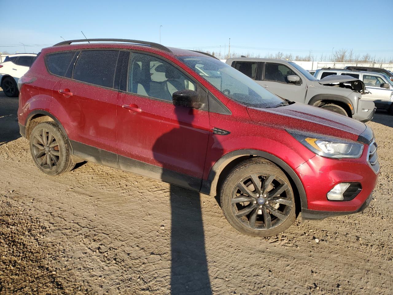 2017 FORD ESCAPE SE - Image 4