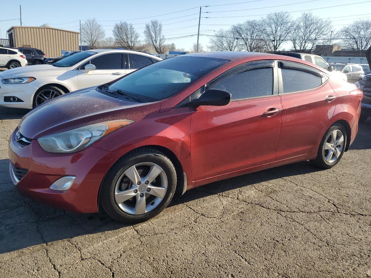2013 HYUNDAI ELANTRA GL