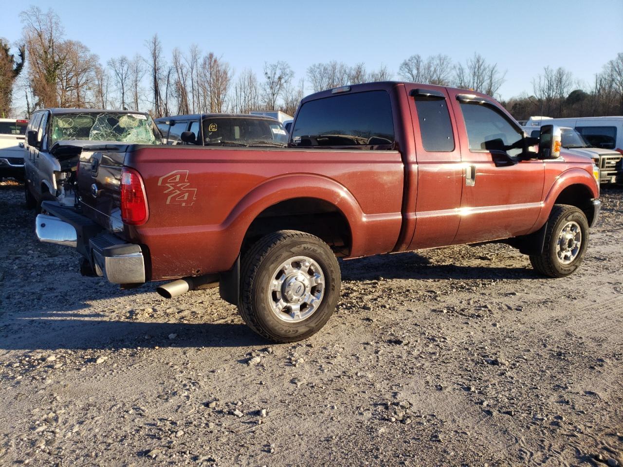 2015 FORD F250 SUPER - Фото 3