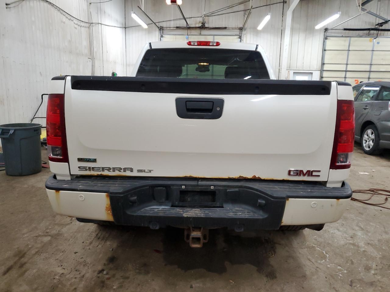 2011 GMC SIERRA K15 - Image 6