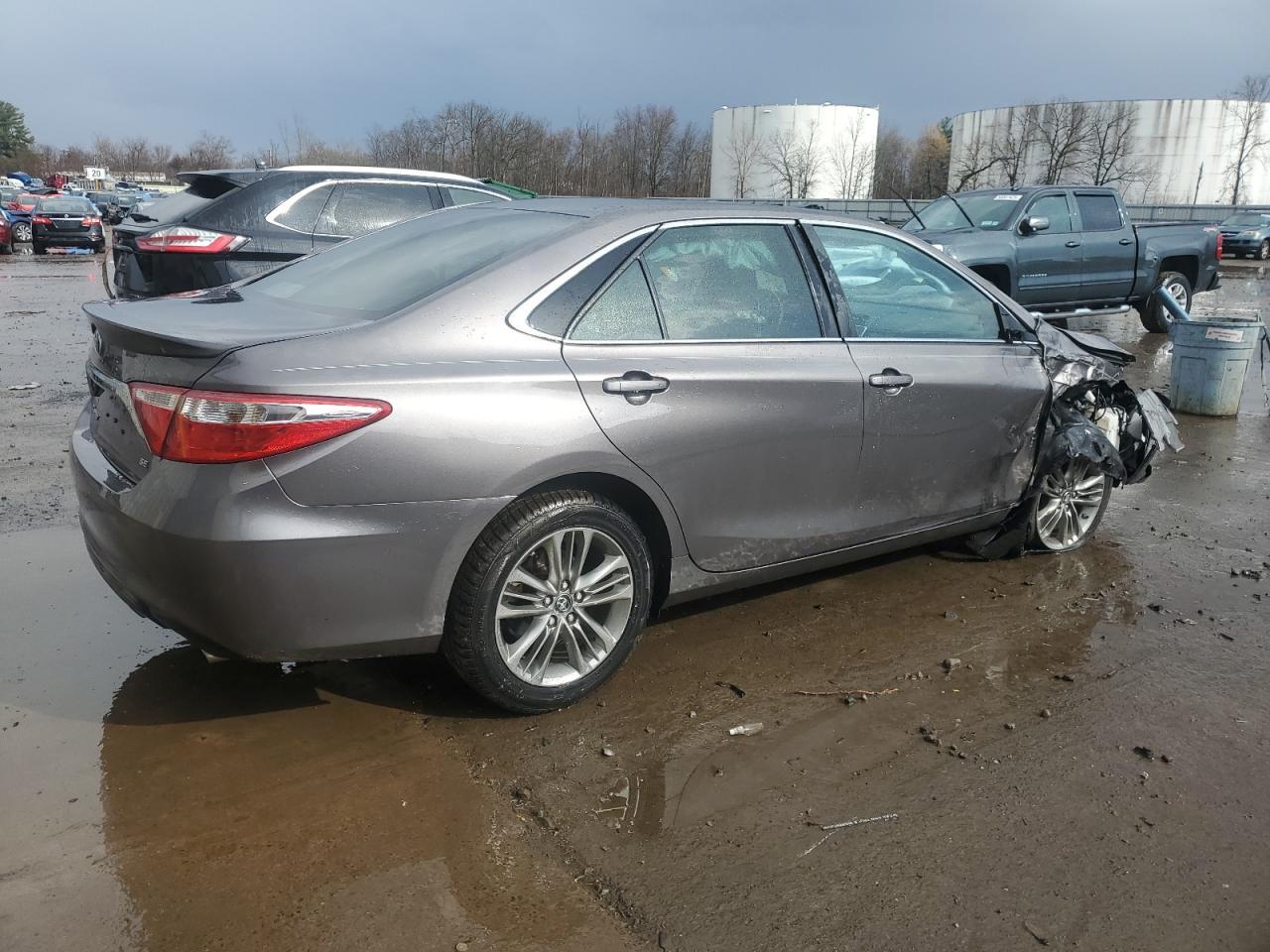 2017 TOYOTA CAMRY LE - Image 3